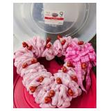 HEART WREATH IN HOMZ STORAGE CONTAINER
