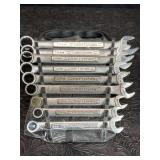 SET CRAFTSMAN METRIC WRENCHES
