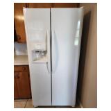 Frigidaire Side by Side Refrigerator Freezer