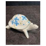 HAND-PAINTED CERAMIC TURTLE JEWELRY/TRINKET BOX