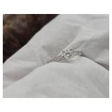 18K White Gold & Diamond Engagement Ring 2.6g