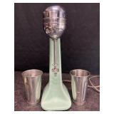 VINTAGE OSTER DRINK MIXER MILKSHAKE MACHINE W/ 2