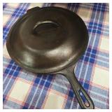 Wagner Ware Cast Iron #8 10 1/2' Chicken Fryer