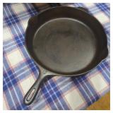 Unmarked Wagner #12 14' Cast Iron Skillet