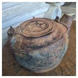 Cast Iron Chattanooga Star #8 Teapot Kettle