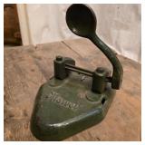 Wilson Jones 'Marvel' Hole Punch