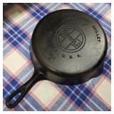 Griswold Cast Iron Skillet #7 701 C