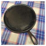 Griswold Cast Iron #9 Griddle 609 B