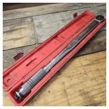 Tool International Torque Wrench