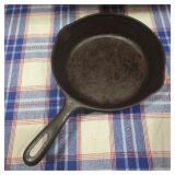 Cast Iron #5 8' Y Skillet