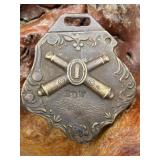 ANTIQUE MILITARY BADGE, CLIP OR RIBBON PENDANT?