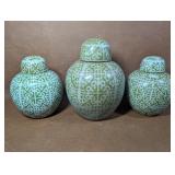 3 WILLIAMSBURG GARDEN STORY COLLECTION POTTERY