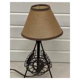 SMALL METAL SUNSHINE TABLE LAMP