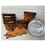 7 Halloween Jack-oï¿½-lantern Baskets, Cake Pan &
