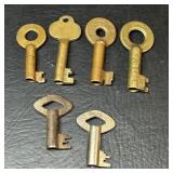 Vintage Brass RR Switch Keys  Unmarked + Padlock