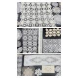 Vintage Lot of Lace Doilies, Runners ++