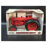 ERTL International 600 Die Cast Tractor 1/16