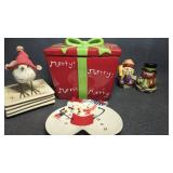 Ceramic Red Green Christmas Present Gift Cookie