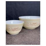 2 VINTAGE PYREX FOREST FANCIES MUSHROOM MIXING