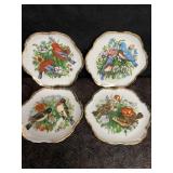VINTAGE SET OF 4 WHALES 7 IN. SCALLOPED PLATES W/