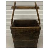 VINTAGE CHINESE WOOD RICE/GRAIN BUCKET