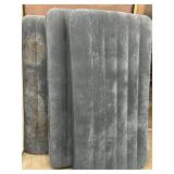 3 TWIN SIZE INTEX AIR MATTRESSES