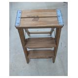 Wood Step Ladder