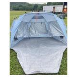 EASTHILLS OUTDOORS POP-UP TENT IN GREAT SHAPE NO