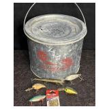 FRABILL ANGLERï¿½S LEGEND GALVANIZED MINNOW BUCKET