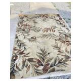 LARGE AREA RUG GOOD CONDITION, NO DAMAGE NOTICED,