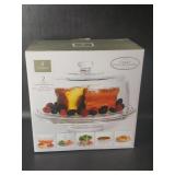 New Gibson Home Cake Plate With Dome