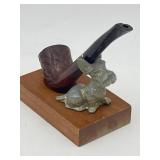 SCOTTIE DOG PIPE REST W/ WILLARD TOBACCO PIPE
