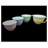 Nesting Mixing Bowls