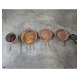 Cast Iron Skillets+