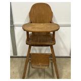 VINTAGE WOOD HIGH CHAIR