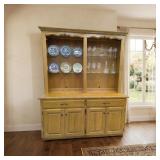 Classic Lighted Hutch