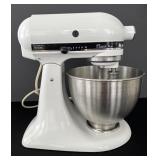 KitchenAid Classic Plus Stand Mixer w Beater