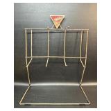 Tomï¿½s Peanut Original Vintage Metal Display