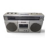 Vtg Panasonic Boombox Rx-5010 Powers On Untested