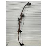 VINTAGE BEAR WHITETAIL HUNTER COMPOUND BOW NEEDS