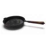 Vtg Wood Handled Cast Iron Skillet