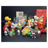 Lot of Peanuts / Snoopy Toys, Glasses, Books +