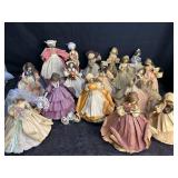 16 CORN HUSK DOLLS