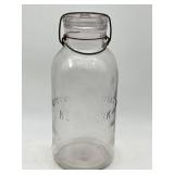 VINTAGE CROWN CORDIAL & EXTRACT CO. NEW YORK 1/2