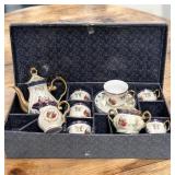 FINE PORCELAIN COFFEE TEA SET POT, CREAMER,