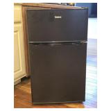 Galanz Dorm Size Refrigerator / Freezer