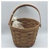 LONGANBERGER BASKET HAND WOVE HANDLED