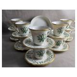Lenox Holiday Holy And Berries Teacups Saucers &