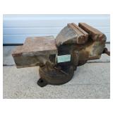 Large Bench Vise 6"