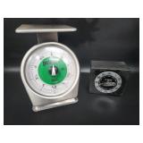 Pelouze Kitchen Scale & Hotpoint Kitchen Timer